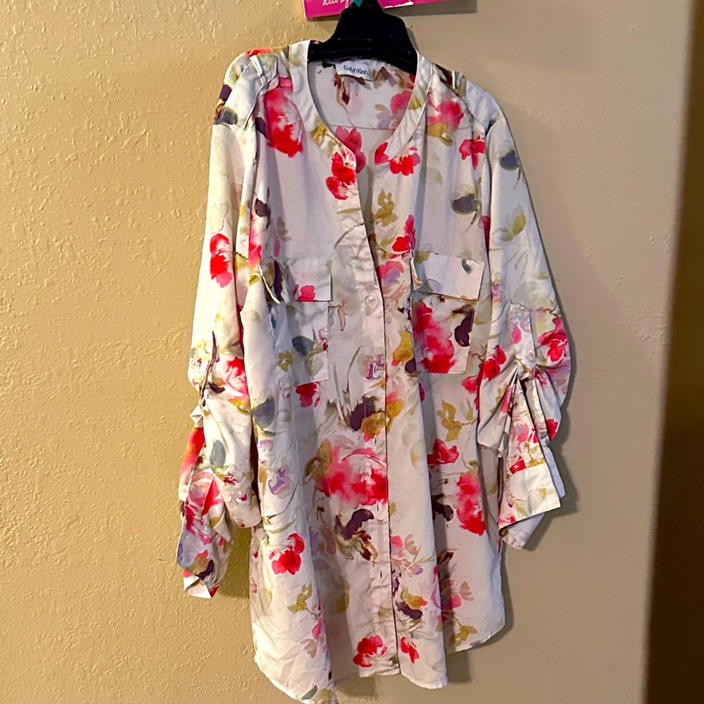 Calvin Klein Women's Floral Jacket - Red, White, and Pink